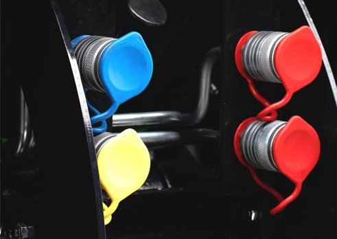 ISEKI TH5420_Hydraulikanschluesse Frontlader_4stk_web_